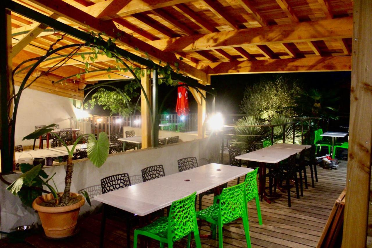 Camping Les Chenes Chauzon エクステリア 写真