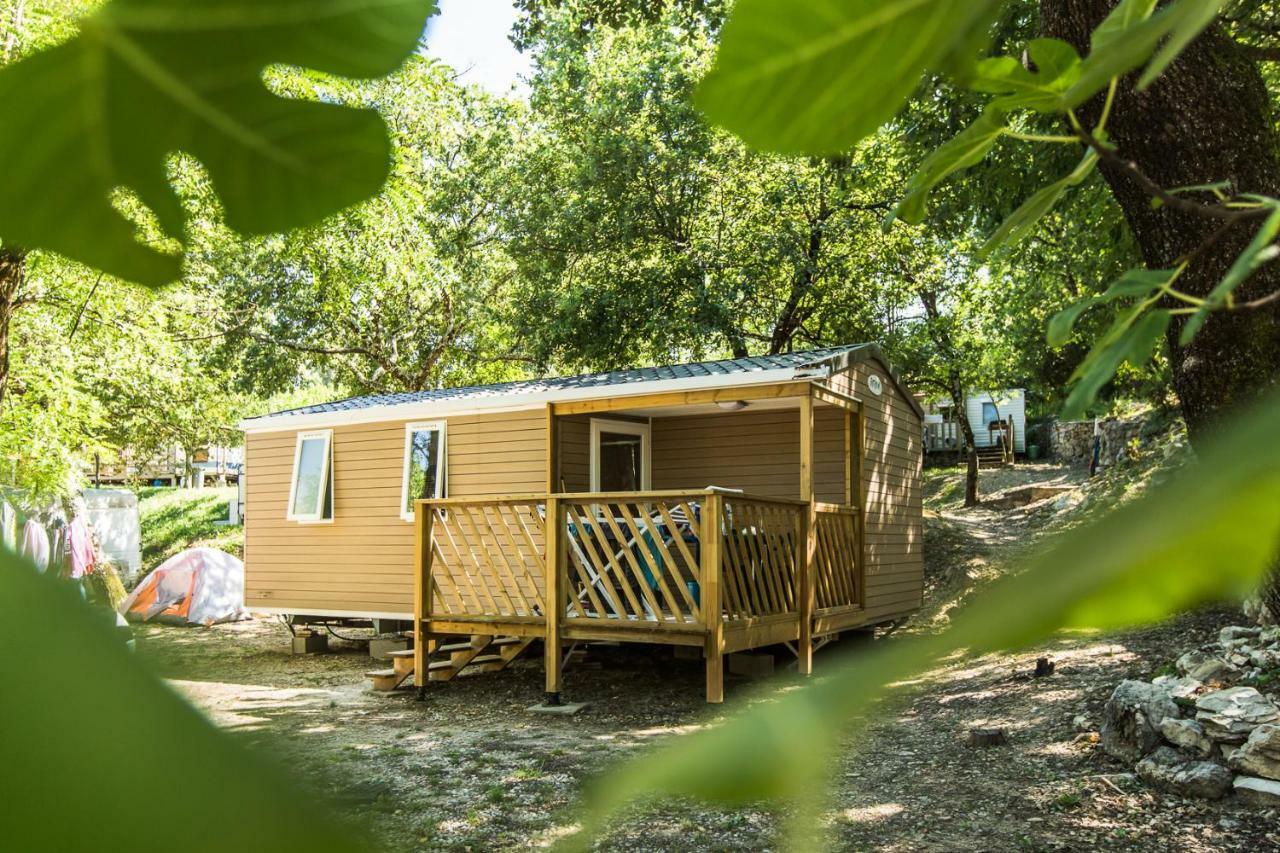 Camping Les Chenes Chauzon エクステリア 写真